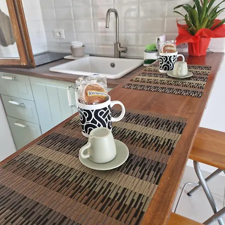 Akis, Terrazza Sul Mare آتْشّي كاستيلّو